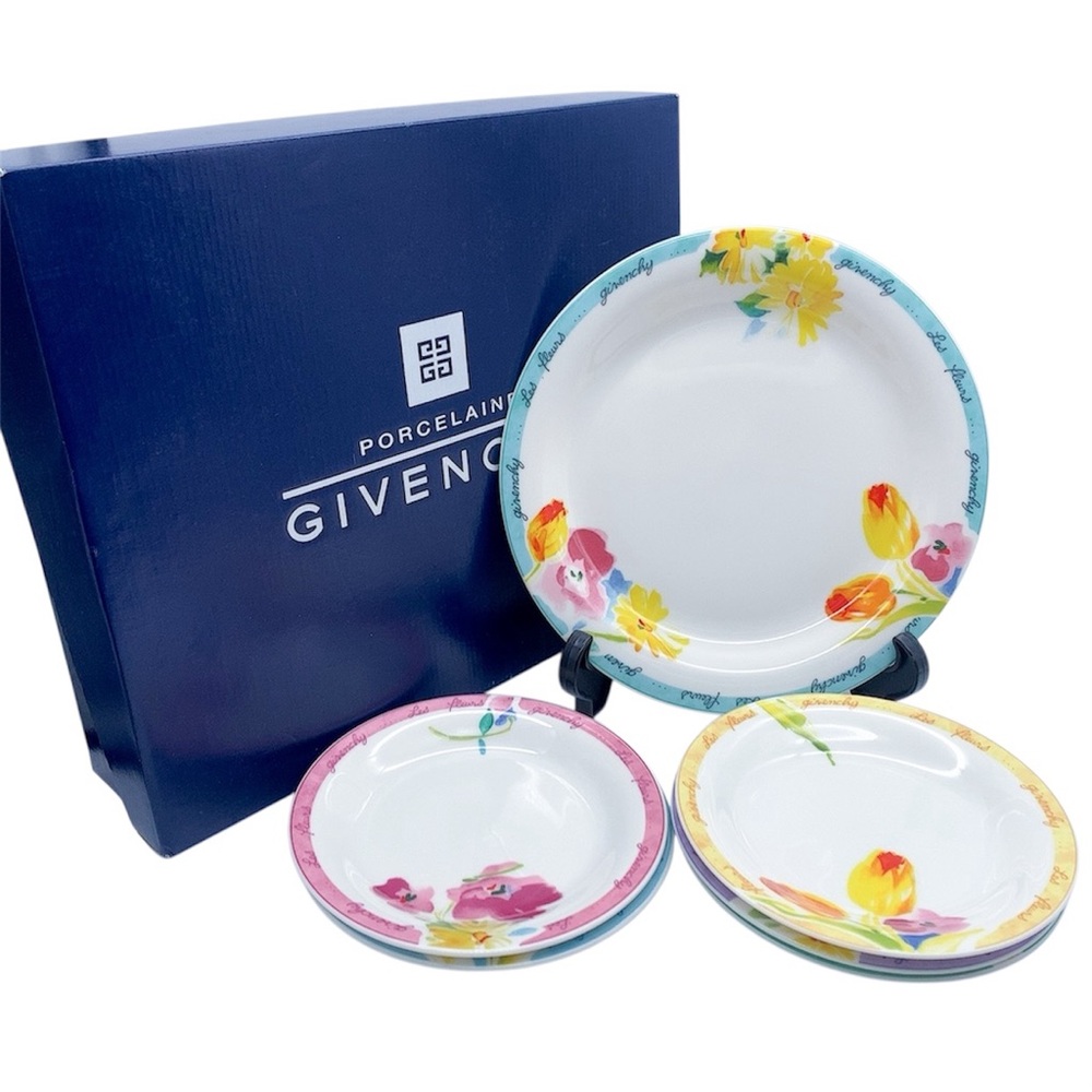 6-Pc Givenchy Les Fleurs Porcelain Party Dessert Plates